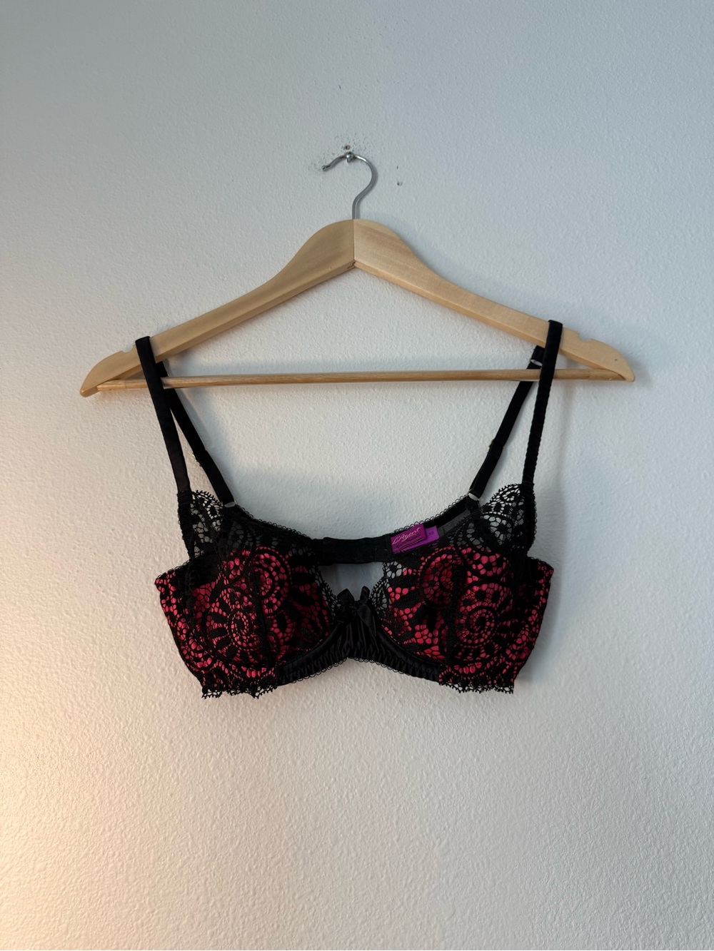 Agent Provocateur Black & Pink Lace Underwire Bra